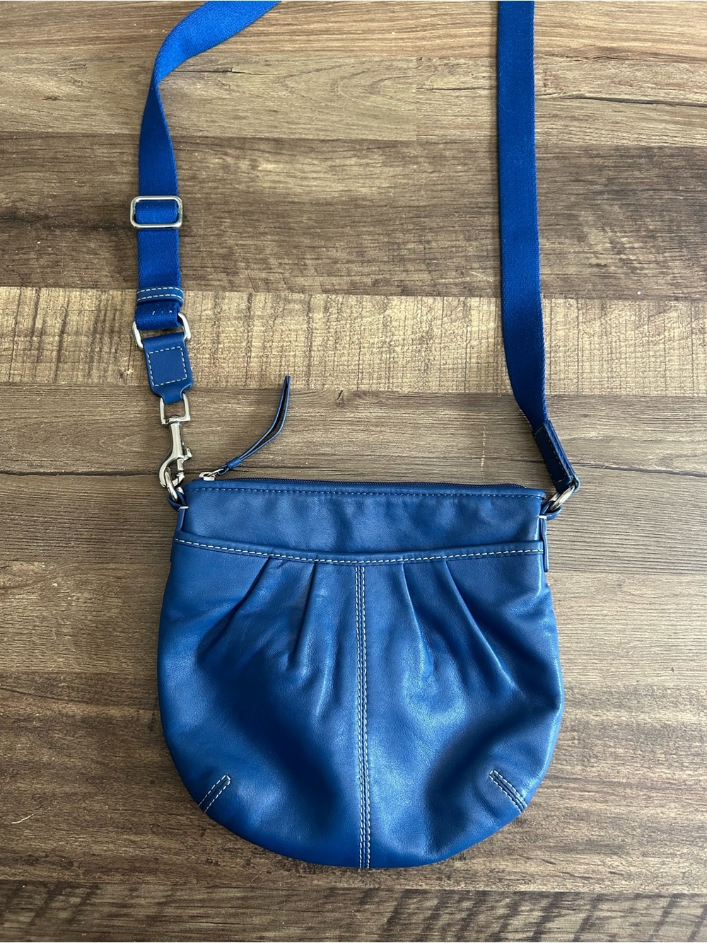 Vintage Coach SoHo RARE Cobalt Blue Pleated Leather Crossbody Bag F42833